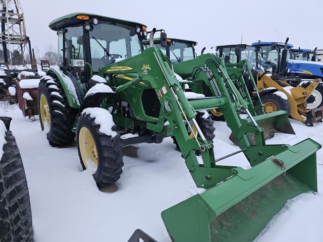 Image of John Deere 5625 equipment image 1