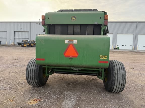 Image of John Deere 568 equipment image 4