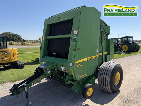 2008 John Deere 568 Equipment Image0