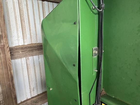 Image of John Deere 568 equipment image 4