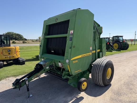 Image of John Deere 568 Mega Wide Plus equipment image 2