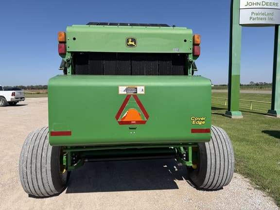 Image of John Deere 568 equipment image 3