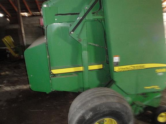 Image of John Deere 568 equipment image 3