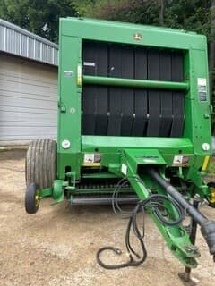 Image of John Deere 568 equipment image 4