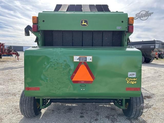Image of John Deere 568 equipment image 3