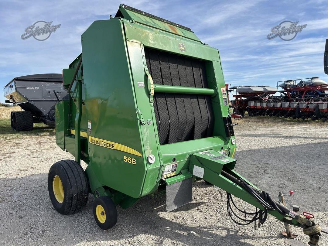 Image of John Deere 568 Primary image