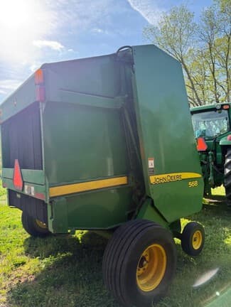 Image of John Deere 568 equipment image 3