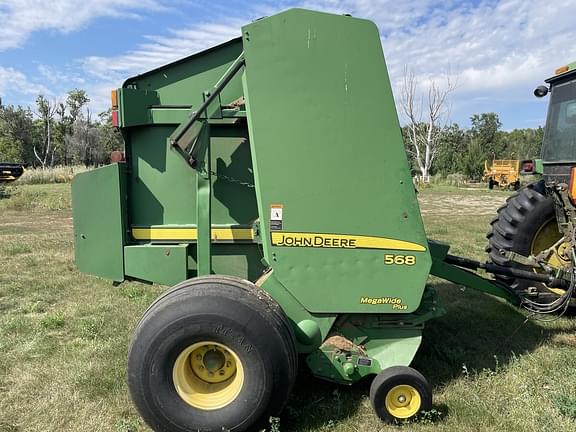 Image of John Deere 568 Mega Wide Plus equipment image 3