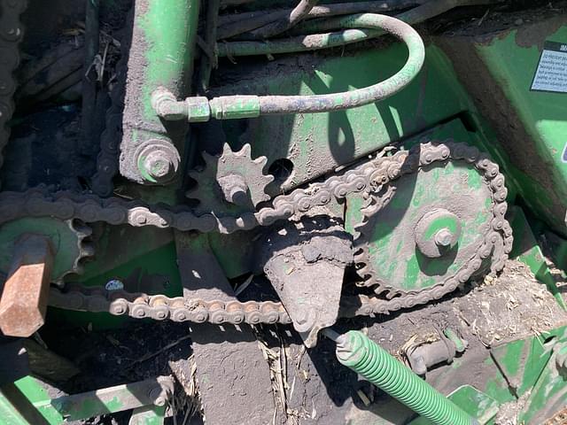 Image of John Deere 568 Mega Wide Plus equipment image 4