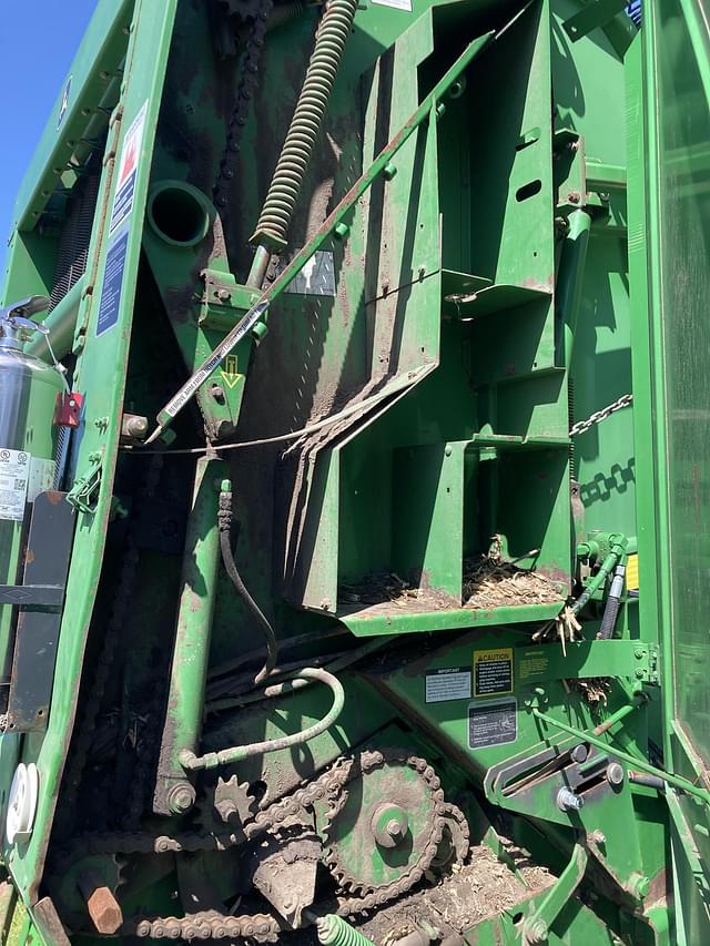 Image of John Deere 568 Mega Wide Plus equipment image 3