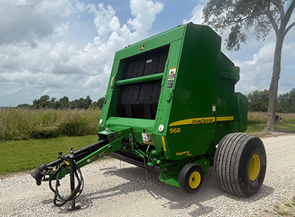 Image of John Deere 568 Mega Wide Plus Image 1