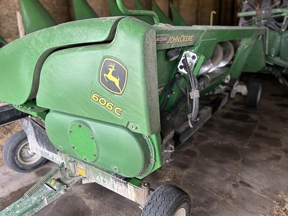 Image of John Deere 606C Primary image