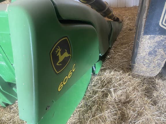 Image of John Deere 606C equipment image 4