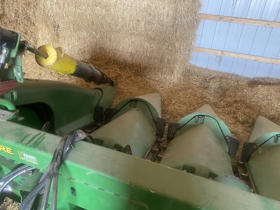 Image of John Deere 606C equipment image 1