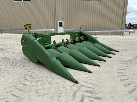 2008 John Deere 606C Equipment Image0
