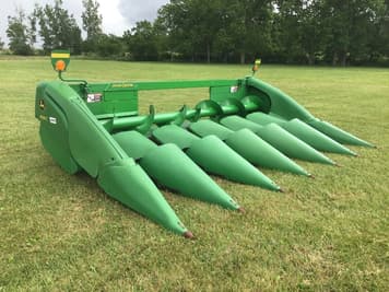 Main image John Deere 606C