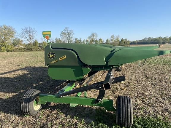 Image of John Deere 606C equipment image 2