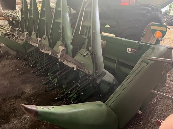 Image of John Deere 606C equipment image 1