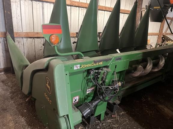 Image of John Deere 606C equipment image 2