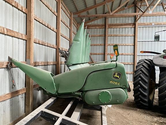 Image of John Deere 606C equipment image 3