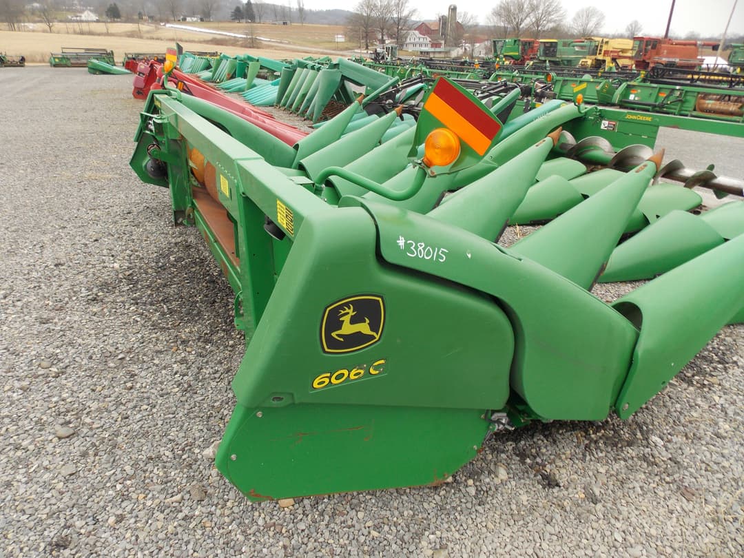 Image of John Deere 606C Primary image
