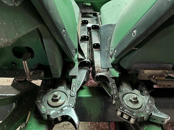 Image of John Deere 608C equipment image 1