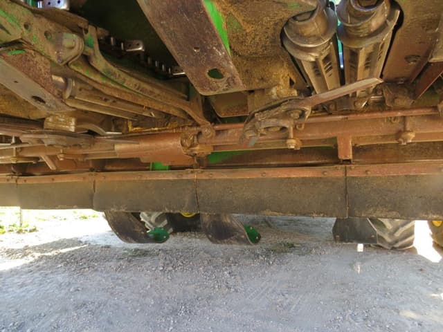 Image of John Deere 608C equipment image 4