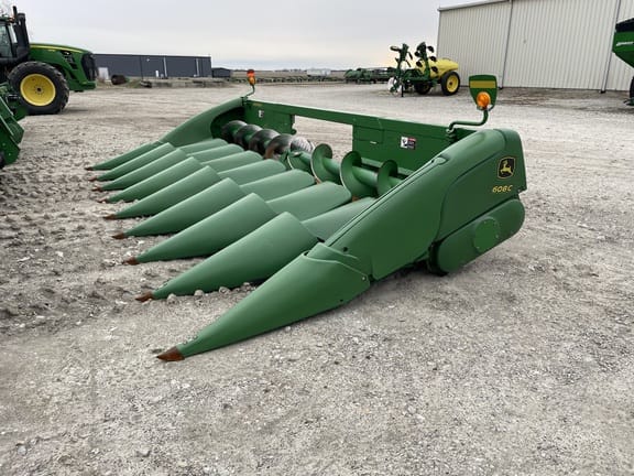 Main image John Deere 608C