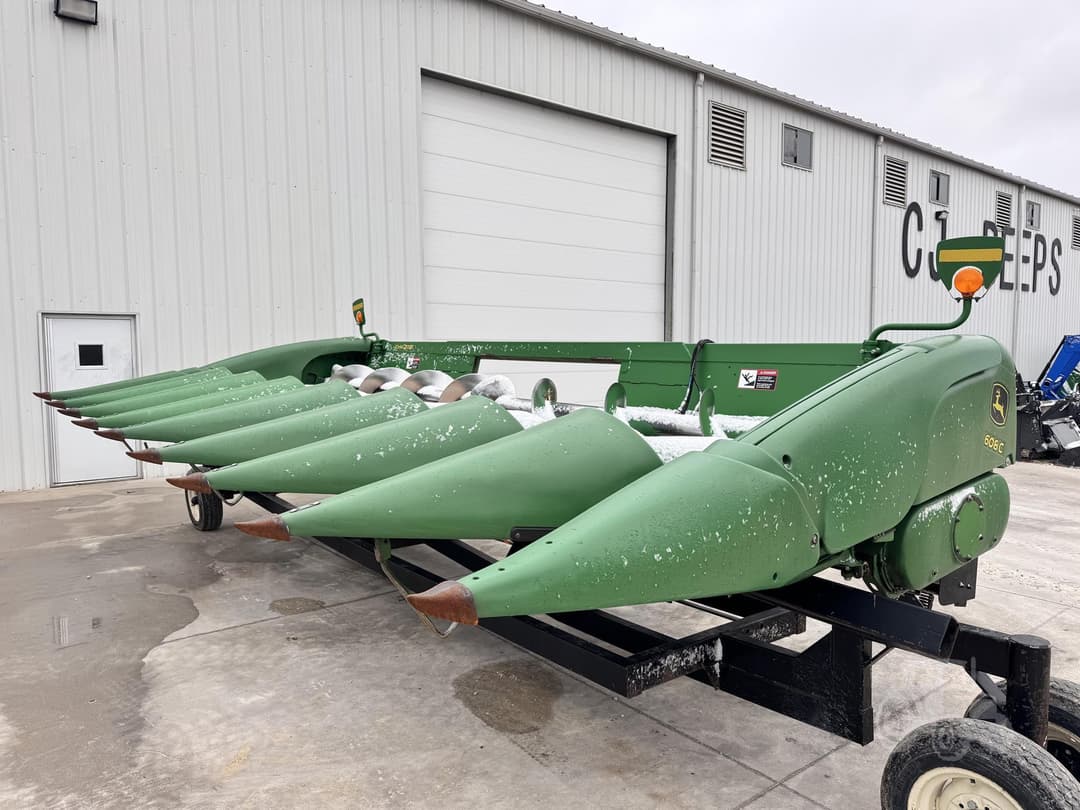Image of John Deere 608C Primary image
