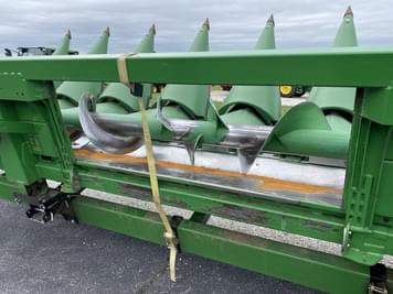 Main image John Deere 608C