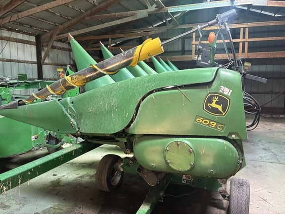 2008 John Deere 608C Equipment Image0