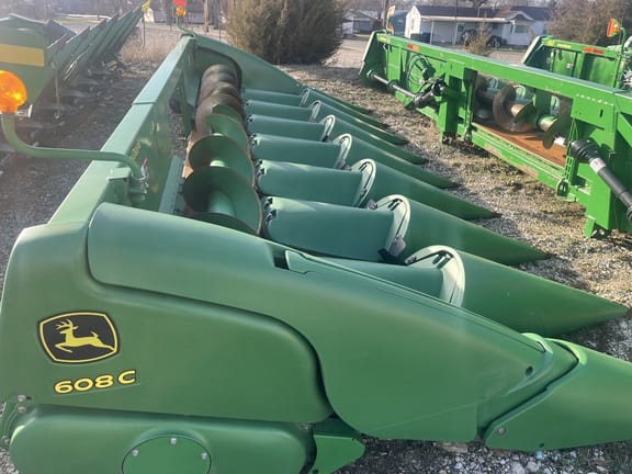 Main image John Deere 608C