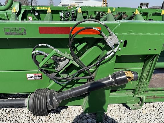 Image of John Deere 608C equipment image 4