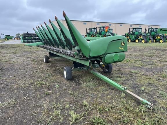 Image of John Deere 608C equipment image 1