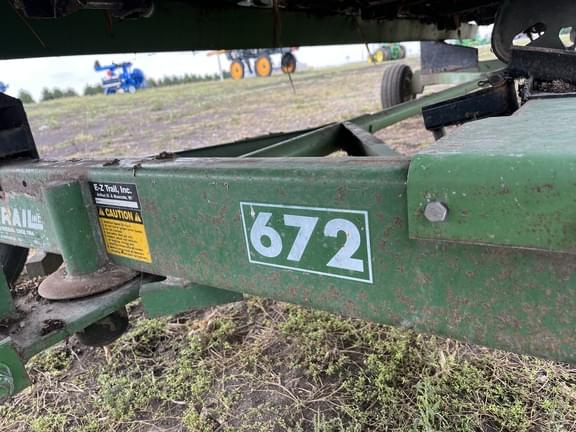 Image of John Deere 608C equipment image 3