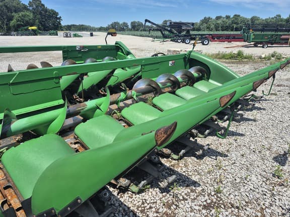 Image of John Deere 608C equipment image 4