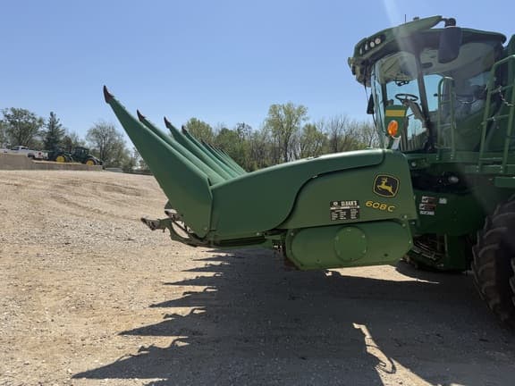 Image of John Deere 608C equipment image 4