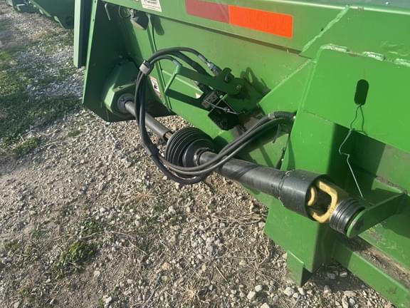 Image of John Deere 608C equipment image 3