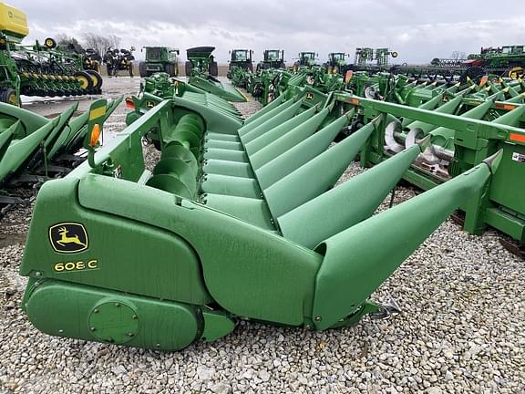 Image of John Deere 608C equipment image 1