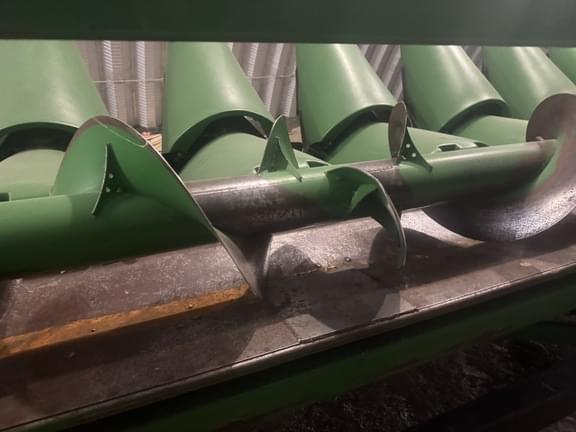 Image of John Deere 608C equipment image 1