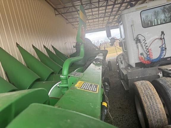Image of John Deere 608C equipment image 3