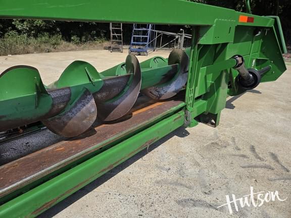 Image of John Deere 608C equipment image 4