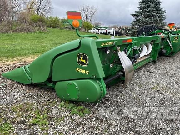 Image of John Deere 608C equipment image 3