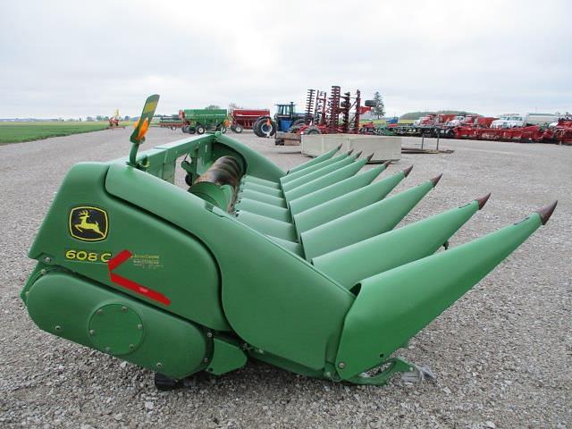 Image of John Deere 608C equipment image 4
