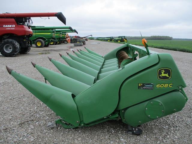 Image of John Deere 608C equipment image 3