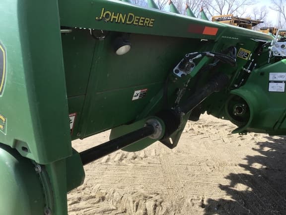 Image of John Deere 608C equipment image 4