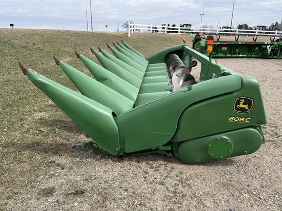Image of John Deere 608C equipment image 3
