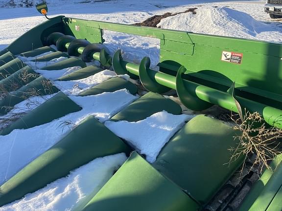2008 John Deere 608C Equipment Image0