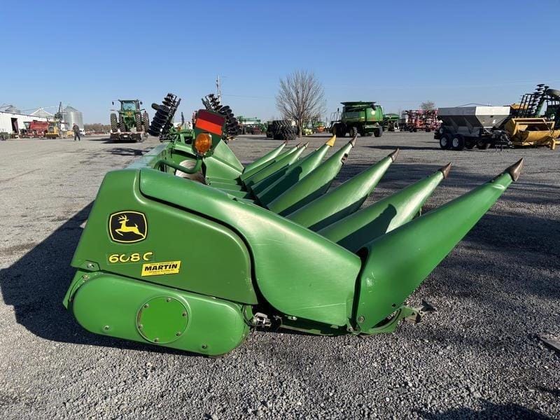 2008 John Deere 608C Equipment Image0