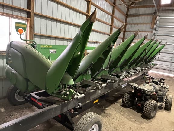 Image of John Deere 608C equipment image 2